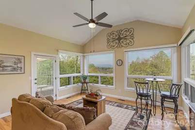 28 Tudor Crescent Court, Hendersonville, NC 28739 - Photo 13