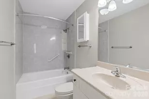 2 Gatehouse Ct, Asheville, NC 28803 - Photo 21