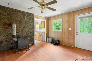 1669 Fisher Crk Rd, Sylva, NC 28779 - Photo 9