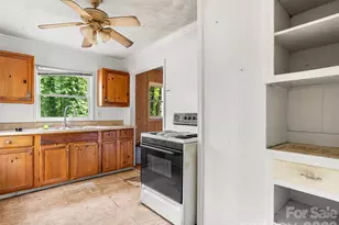 1669 Fisher Crk Rd, Sylva, NC 28779 - Photo 11