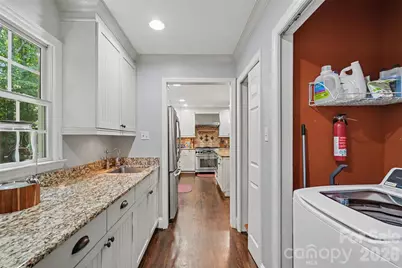 5812 Camelot Drive, Charlotte, NC 28270 - Photo 15
