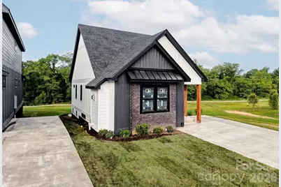 17 N Martha Kate Drive, Hendersonville, NC 28792 - Photo 7