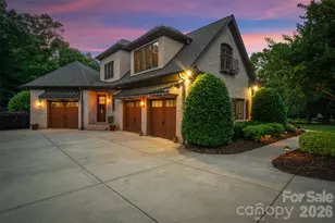 8905 Whirlaway Ln, Waxhaw, NC 28173 - Photo 5