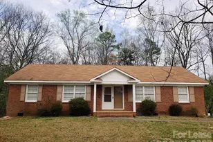 5209 Caravel Ct, Charlotte, NC 28215 - Photo 1