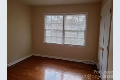 5209 Caravel Court, Charlotte, NC 28215 - Photo 9