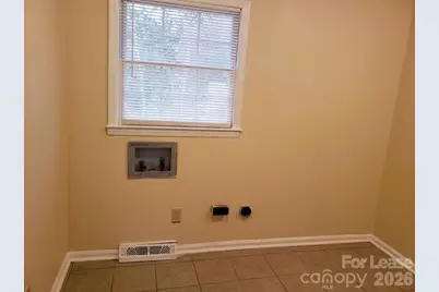 5209 Caravel Court, Charlotte, NC 28215 - Photo 11
