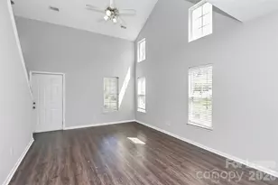 3731 Bullard St, Charlotte, NC 28208 - Photo 9
