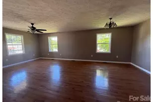 104 Bethel St, Morganton, NC 28655 - Photo 7