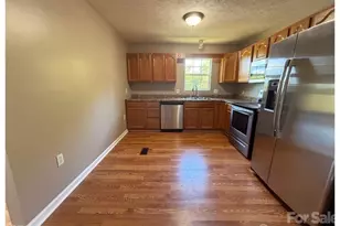 104 Bethel St, Morganton, NC 28655 - Photo 9