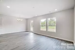 807 Jost St, Statesville, NC 28677 - Photo 11