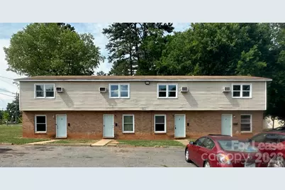 2667 Dr Carver Road, Charlotte, NC 28208 - Photo 1