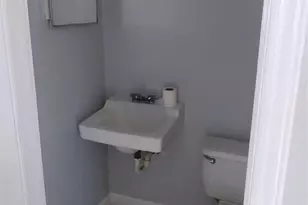 2667 Dr Carver Rd, Charlotte, NC 28208 - Photo 9