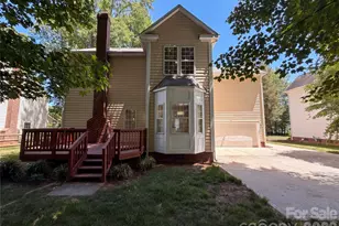 2916 Pinewood Hill Dr, Matthews, NC 28105 - Photo 5