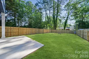 2406 Newland Rd, Charlotte, NC 28216 - Photo 33