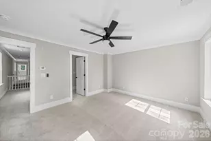 2406 Newland Rd, Charlotte, NC 28216 - Photo 17