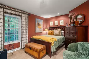100 Welwyn Ln, Asheville, NC 28805 - Photo 33