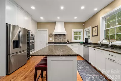 100 Welwyn Lane, Asheville, NC 28805 - Photo 3