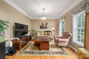 100 Welwyn Ln, Asheville, NC 28805 - Photo 7