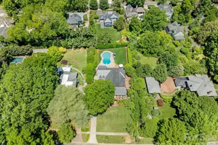 714 Edgehill Rd N, Charlotte, NC 28207 - Photo 45