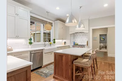 714 Edgehill Road N, Charlotte, NC 28207 - Photo 9