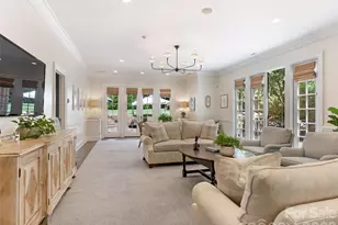 714 Edgehill Rd N, Charlotte, NC 28207 - Photo 15