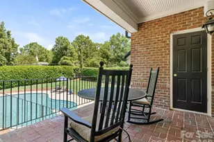 714 Edgehill Rd N, Charlotte, NC 28207 - Photo 35