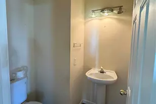 3327 Buckvalley Dr, Charlotte, NC 28214 - Photo 11