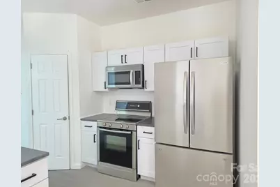 10317 Stoneykirk Lane, Charlotte, NC 28269 - Photo 13