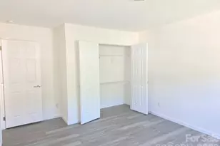 10317 Stoneykirk Ln, Charlotte, NC 28269 - Photo 25