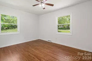 4300 Dowling Dr, Charlotte, NC 28205 - Photo 9