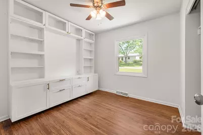 4300 Dowling Drive, Charlotte, NC 28205 - Photo 15