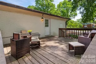4300 Dowling Dr, Charlotte, NC 28205 - Photo 15