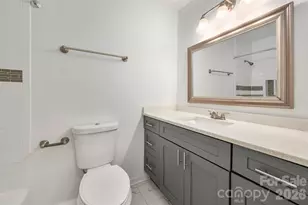 4300 Dowling Dr, Charlotte, NC 28205 - Photo 13