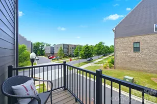 804 Broad River Ln, Charlotte, NC 28211 - Photo 11