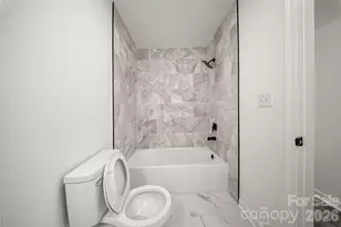 10107 Clairemore Pl, Charlotte, NC 28216 - Photo 13