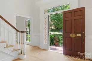 10205 Balmoral Cir, Charlotte, NC 28210 - Photo 5