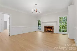 10205 Balmoral Cir, Charlotte, NC 28210 - Photo 9