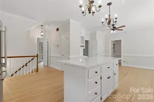 10205 Balmoral Cir, Charlotte, NC 28210 - Photo 11