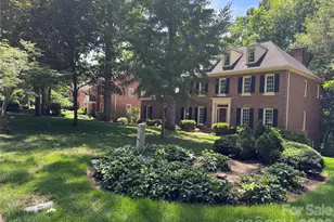 10205 Balmoral Cir, Charlotte, NC 28210 - Photo 3