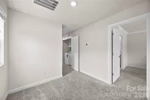 2616 Greenmarket Dr, Charlotte, NC 28217 - Photo 33