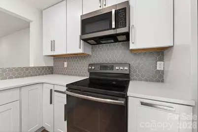 11017 Carmel Crossing Road, Charlotte, NC 28226 - Photo 7