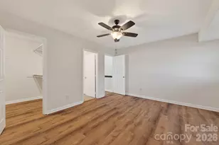 11017 Carmel Crossing Rd, Charlotte, NC 28226 - Photo 11