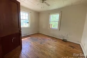 413 Rice St, Hamlet, NC 28345 - Photo 7