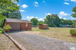 320 Cook St, Mooresville, NC 28115 - Photo 5