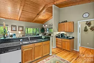 560 Toxaway Ct, Lake Toxaway, NC 28747 - Photo 11