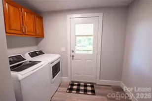 151 Scotsman Dr, Troutman, NC 28166 - Photo 5