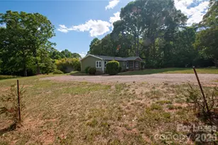 151 Scotsman Dr, Troutman, NC 28166 - Photo 15