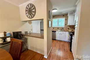 3100 Heathstead Place, Charlotte, NC 28210 - Photo 5