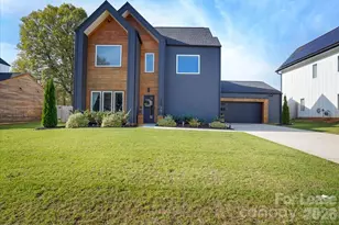 5908 Pepper Bush Ln, Charlotte, NC 28212 - Photo 1