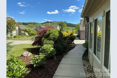 60 Mountain Meadow Circle #E2, Weaverville, NC 28787 - Photo 3